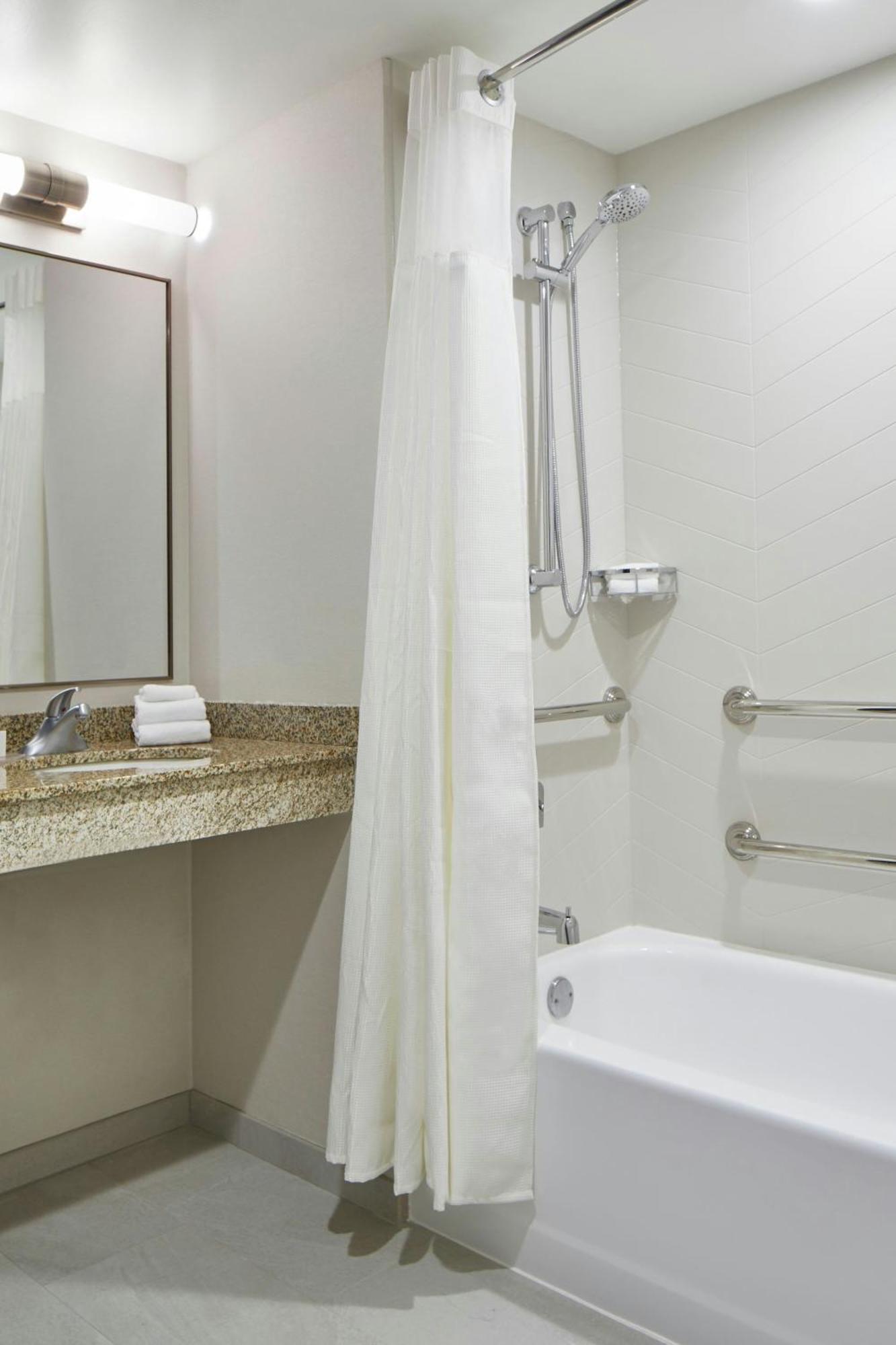 Fairfield Inn & Suites By Marriott Albany Airport Zewnętrze zdjęcie
