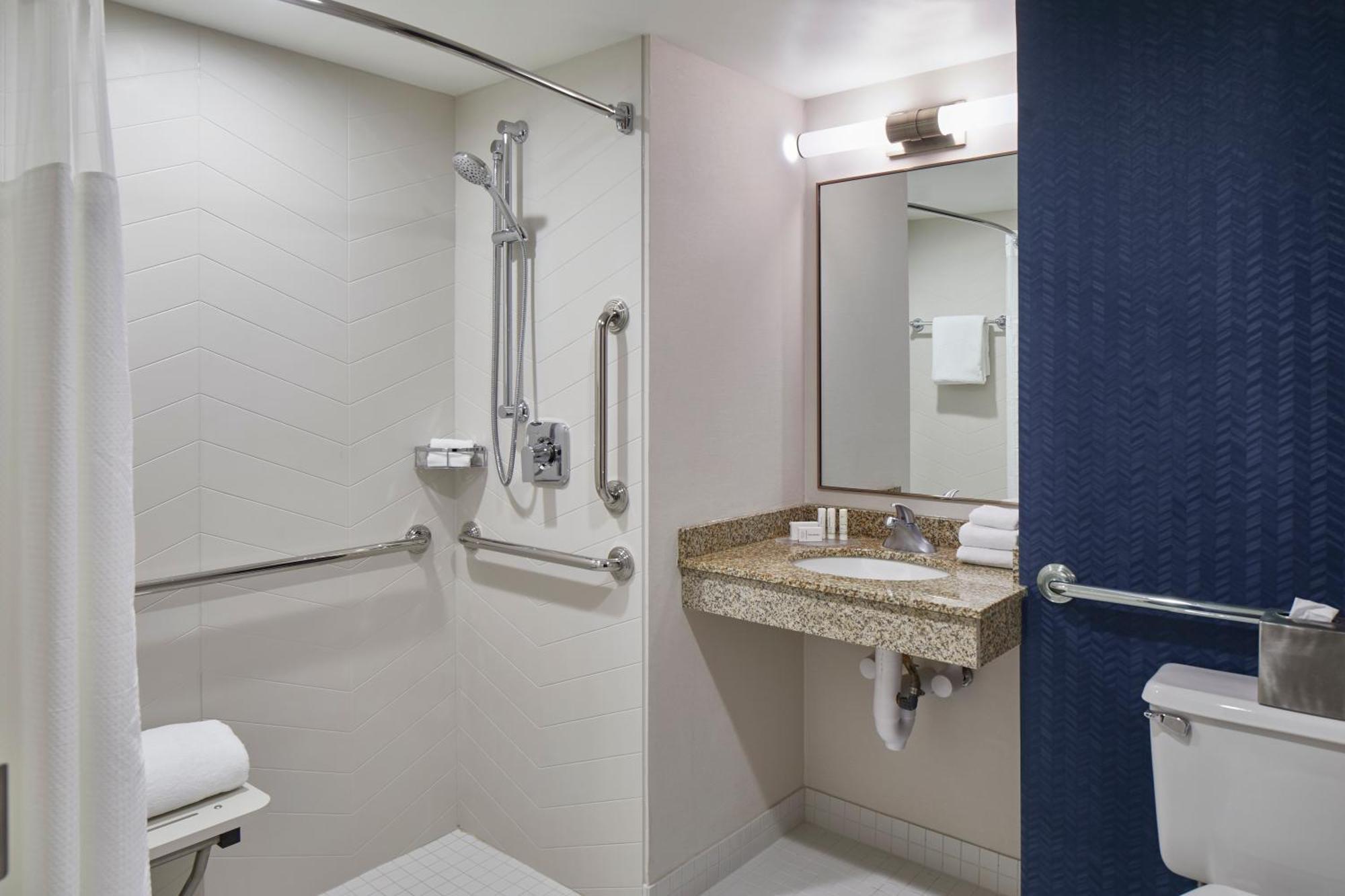 Fairfield Inn & Suites By Marriott Albany Airport Zewnętrze zdjęcie