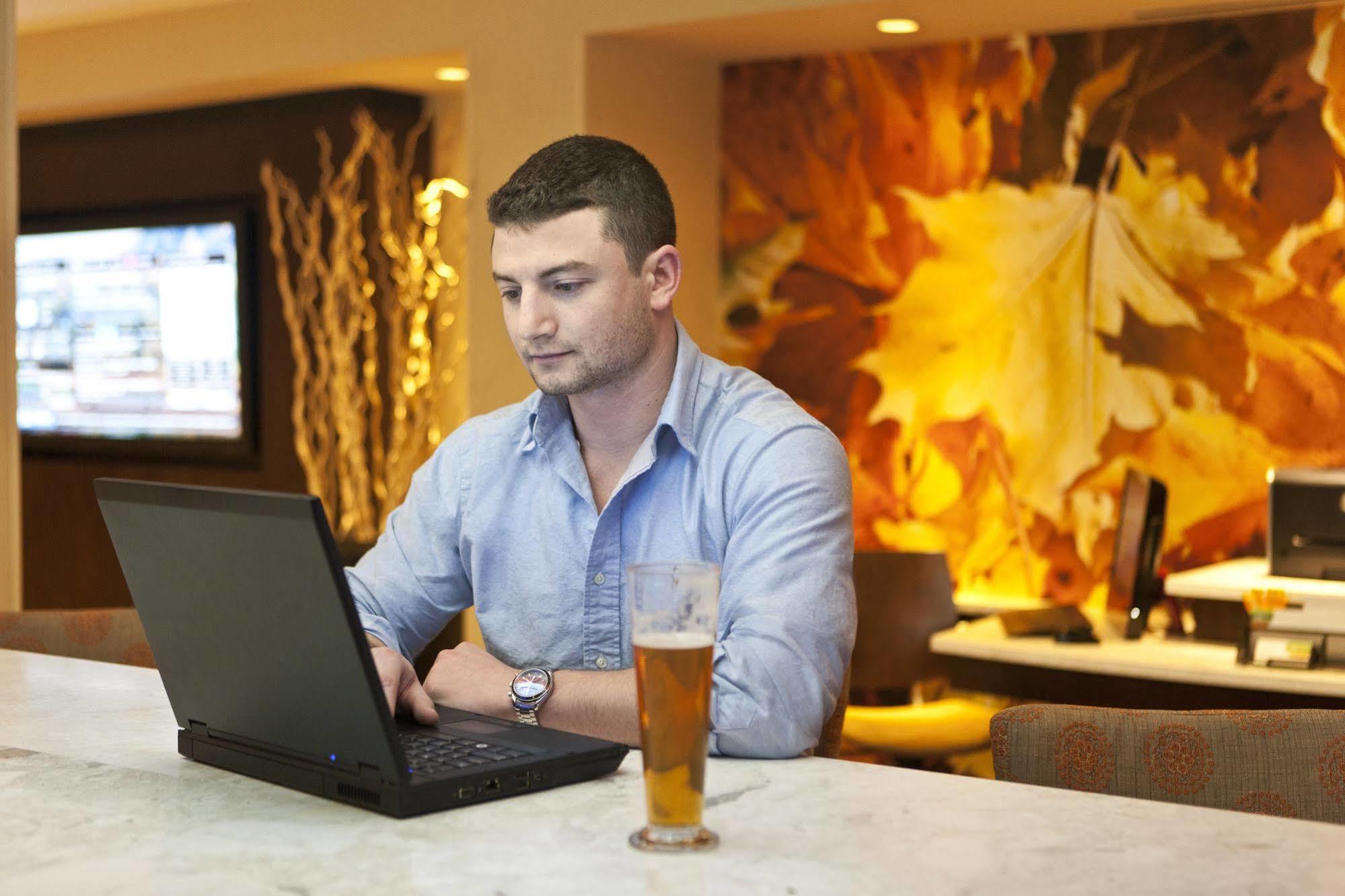 Fairfield Inn & Suites By Marriott Albany Airport Zewnętrze zdjęcie